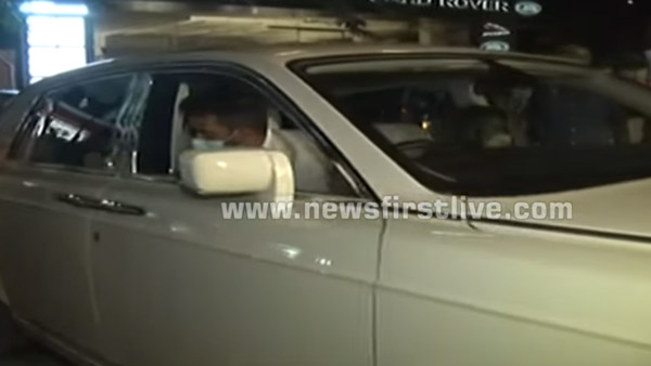 బ్రేకింగ్ న్యూస్; బెంగళూరు ఆర్‌టిఓ అధికారులు స్వాధీనం చేసుకున్న Amitabh Bachchan కి చెందిన Rolls Royce