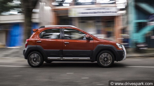 భారత మార్కెట్లో కనుమరుగైపోయిన క్రాసోవర్లు.. కారణం..?