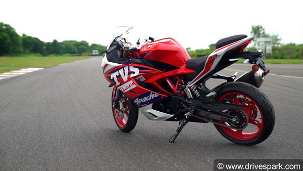 బైక్‌ రేసింగ్‌లో రారాజు.. '2021 Apache RR310' రివ్యూ; పర్ఫామెన్స్ అదుర్స్