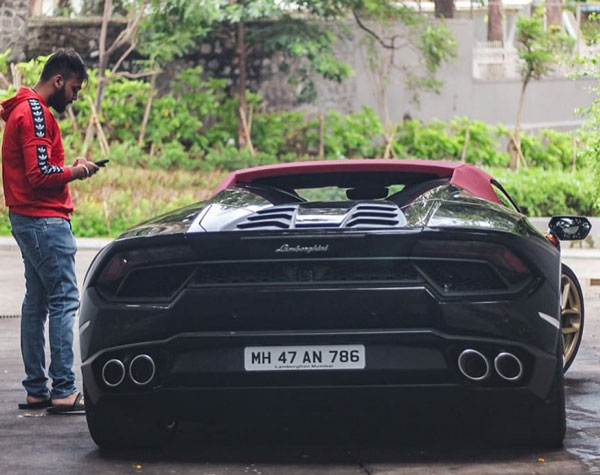 మరో లగ్జరీ కార్ కొనుగోలు చేసిన ఫ్యూజన్ జిమ్ యజమాని; ధర రూ. 1.63 కోట్లు 