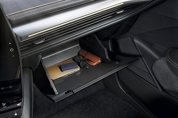 భారతీయ వినియోగదారులు ఎక్కువగా ఇష్టపడే కార్ ఫీచర్స్.. వివరాలు