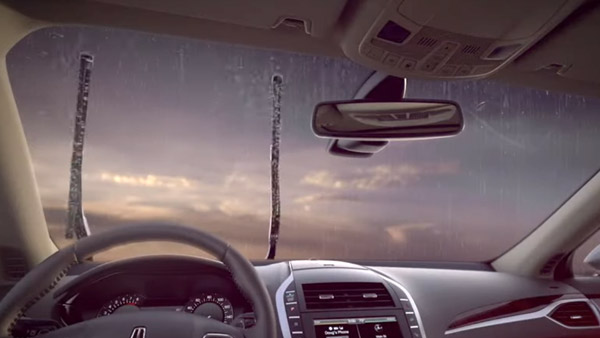 రెయిన్ సెన్సింగ్ వైపర్స్ అంటే ఏమిటి? అవి ఎలా పనిచేస్తాయి?