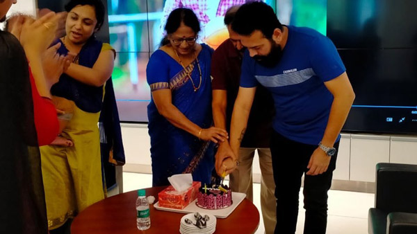 కన్నడ డైరెక్టర్ సంతోష్ ఆనందరామ్ కొనుగోలు చేసిన లగ్జరీ కార్; వివరాలు