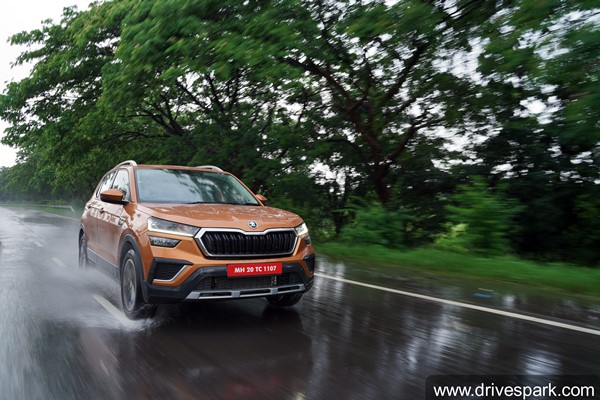 Skoda Kushaq 1.5 లీటర్ టిఎస్ఐ ఆటోమేటిక్ వేరియంట్లో అదనపు సేఫ్టీ ఫీచర్స్!