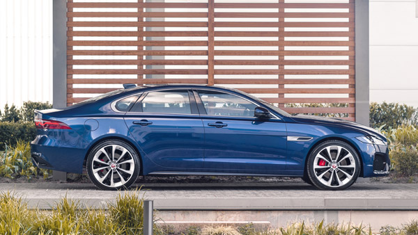 భారత్లో కొత్త Jaguar XF Facelift విడుదల: ధర & వివరాలు భారత్లో కొత్త Jaguar XF Facelift విడుదల: ధర & వివరాలు