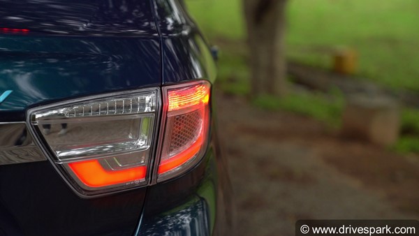 మీకు తెలుసా.. కార్లలోని చాలా భాగాలకు రెండు పేర్లు ఉన్నాయి.. అవేంటో ఇక్కడ చూడండి