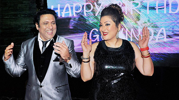 భార్యకు కళ్లు చెదిరిపోయే ఖరీదైన కానుక ఇచ్చిన స్టార్ హీరో!