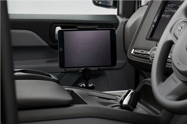 ఐకానిక్ London Cab ఎలక్ట్రిక్ కారును ఇండియాకు తీసుకురానున్న LEVC