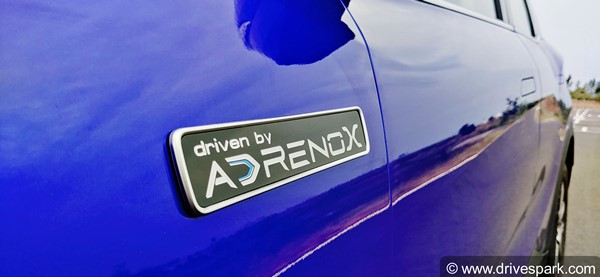 65,000 యూనిట్లకు పైగా బుకింగ్స్ దక్కించుకున్న Mahindra XUV700