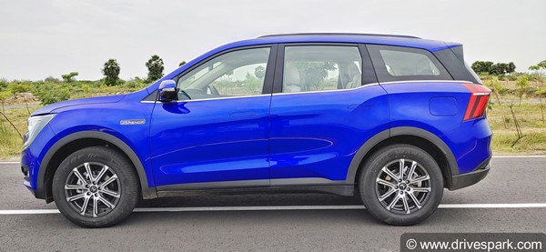 XUV700 బుకింగ్స్ ప్రారంభించిన Mahindra.. దీనిని ఎలా బుక్ చేసుకోవాలంటే?