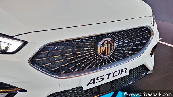 MG Astor ఎస్‌యూవీని కొనడానికి ముందు తెలుసుకోవాల్సిన టాప్ 10 విషయాలు
