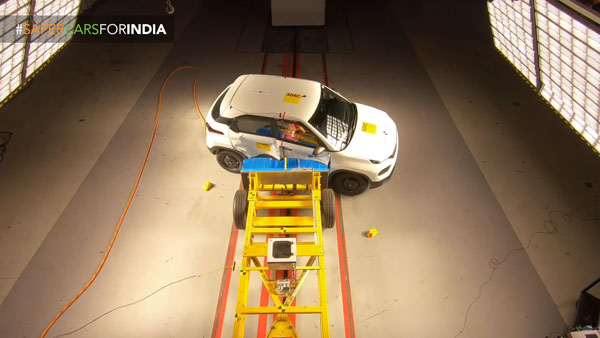 అడల్ట్ సేఫ్టీలో కూడా నేనే నెం.1 అంటున్న Tata Punch.. పిల్లల భద్రతలో కూడా.. 