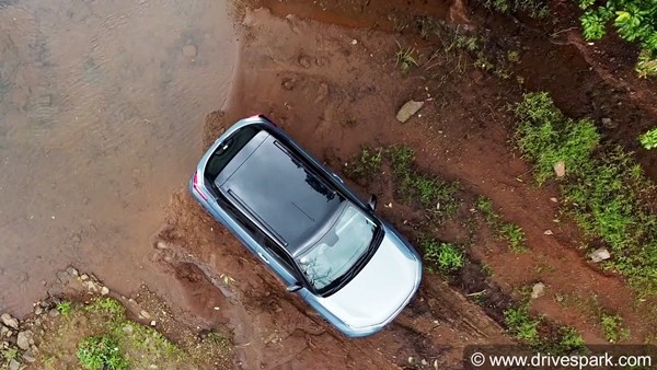 Tata Punch ఏ వేరియంట్లో ఏయే ఫీచర్లు లభిస్తాయి..?