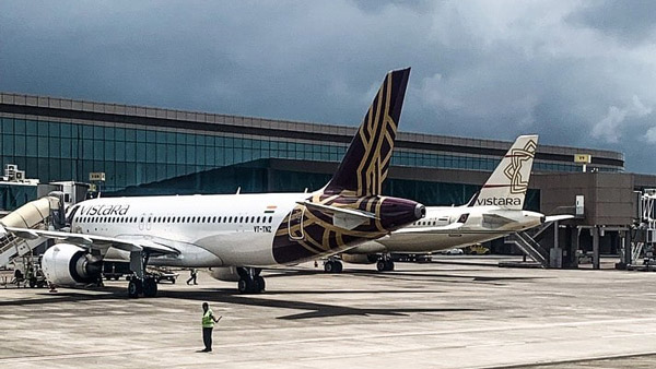 వావ్.. ఒకేసారి రెండు అవార్డులను గెలుచుకున్న 'విస్తార ఎయిర్‌లైన్స్'