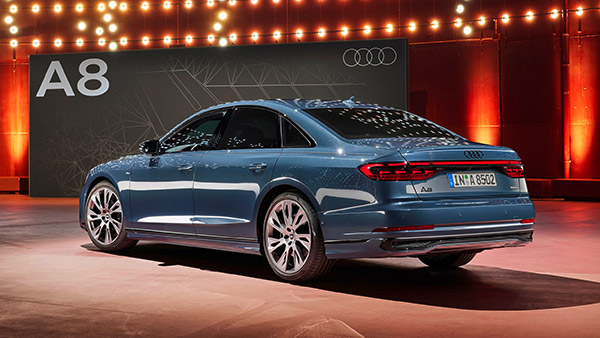 Audi A8 Facelift: ఇప్పుడు సూపర్ డిజైన్ & సూపర్ ఫీచర్స్
