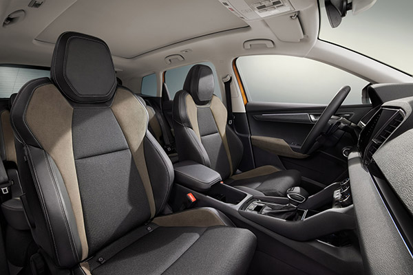 Skoda Karoq ఫేస్‌లిఫ్ట్ ఆవిష్కరణ: డిజైన్, ఫీచర్స్ & పుల్ డీటైల్స్