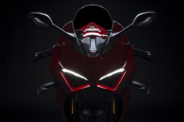 సరికొత్త అప్‌డేట్స్‌తో వచ్చిన కొత్త 2022 Ducati Panigale V4 సూపర్‌బైక్