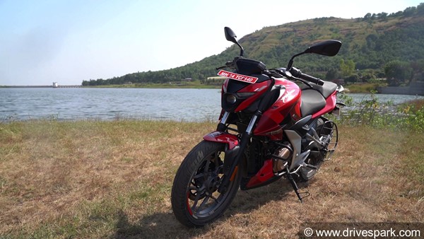 Bajaj Pulsar N250 vs F250: ఈ రెండు బైకులలో ఉన్న తేడాలేంటి.. మీకు తెలుసా..!!