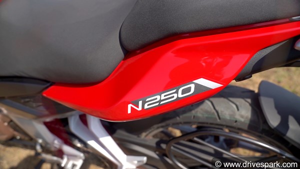 Bajaj Pulsar N250 vs F250: ఈ రెండు బైకులలో ఉన్న తేడాలేంటి.. మీకు తెలుసా..!!
