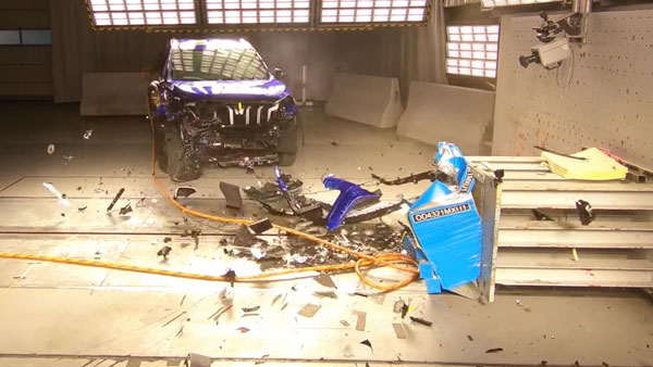 సేఫ్టీలో 5 స్టార్ రేటింగ్ పొందిన Mahindra XUV700: వివరాలు