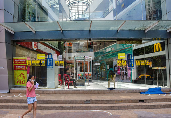 కారులో కూర్చునే థియేటర్‌లో సినిమా చూడొచ్చు.. భారతదేశంలోనే తొలిసారి..!