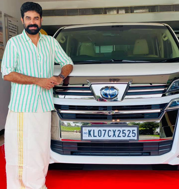 మలయాళీ నటుడు విజయ్ బాబు కొన్న ఖరీదైన కారు ఇదే.. చూడండి