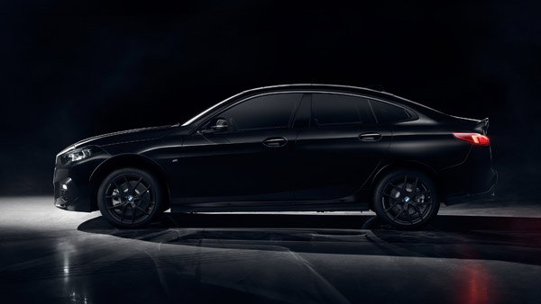 భారత మార్కెట్లో BMW 220i బ్లాక్ షాడో ఎడిషన్ విడుదల.. ధర రూ. 43.40 లక్షలు మాత్రమే..!!