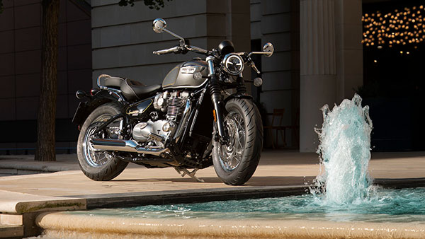 భారత్లో Bonneville Gold Line Editions విడుదల: ధర & వివరాలు భారత్లో Bonneville Gold Line Editions విడుదల: ధర & వివరాలు