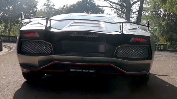 ఇది హోండా సివిక్ అంటే నమ్ముతారా.. అయితే వీడియో చూడండి