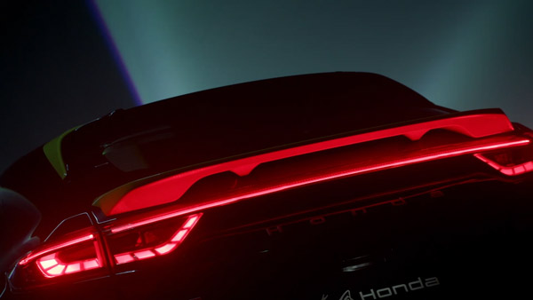 మీకు తెలుసా.. కారులోని రివర్స్ లైట్ వల్ల ఉపయోగాలు.. ఎన్నో..