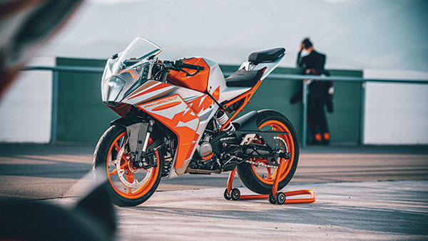 నెక్స్ట్ జనరేషన్ 2022 KTM RC390 టీజర్ లాంచ్.. త్వరలోనే విడుదల!
