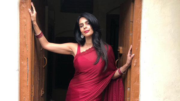 భారతదేశంలో ఖరీదైన స్పోర్ట్స్ కార్లను కలిగి ఉన్న మహిళా సెలబ్రిటీలు!