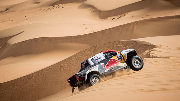 హోరాహోరీగా జరిగిన 2022 డాకర్ ర్యాలీ 11వ స్టేజ్: ఇందులో విన్నర్స్ ఎవరంటే?