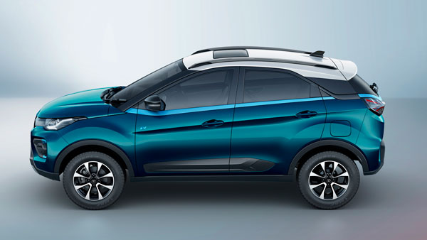 అమ్మకాల్లో Tata Nexon న్యూ రికార్డ్ కైవసం.. ఇప్పటికి ఏకంగా 13,000 క్రాస్