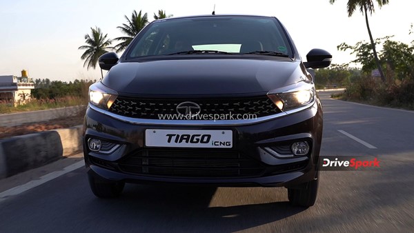 Tata Tiago iCNG రివ్యూ.. వచ్చేసింది: ఇక మీదే ఆలస్యం.. చూసెయ్యండి!! 