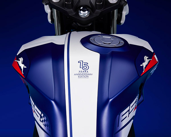 అప్పుడే పూర్తిగా అమ్ముడైపోయిన TVS Apache RTR 165 RP స్పెషల్ ఎడిషన్ బైక్!