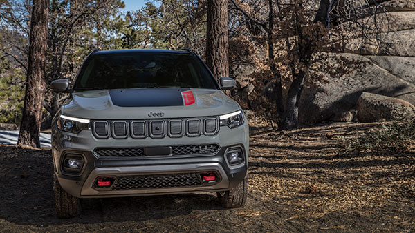 జీప్ కంపాస్ ట్రైల్‌హాక్ ఎడిషన్ (Jeep Compass Trailhawk Edition) వస్తోంది.. టీజర్ విడుదల: వివరాలు