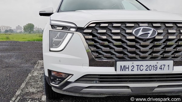 Kia Carens Vs Hyundai Alcazar: ఇందులో ఏది బెస్ట్, తేల్చేద్దామా..!!