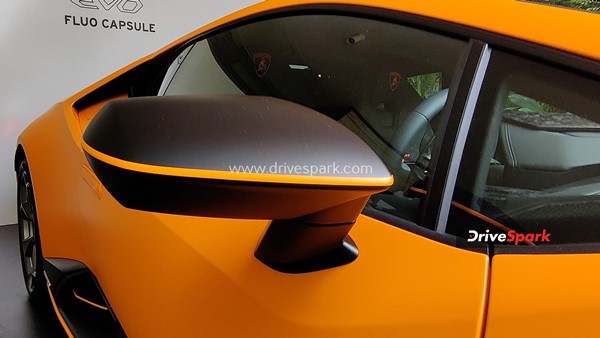 భారతీయ తీరాలకు చేరుకున్న Huracan EVO Fluo Capsule: డిజైన్ & వివరాలు