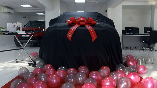 జర్మన్ బ్రాండ్ కారు కొన్న భారతీయ నటుడు 'రాకేష్ బాపట్': పూర్తి వివరాలు