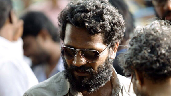 ఖరీదైన బైక్ కొన్న ప్రముఖ తమిళ డైరెక్టర్ 'వెట్రిమారన్': ధర రూ. 17 లక్షలకు పైమాటే..