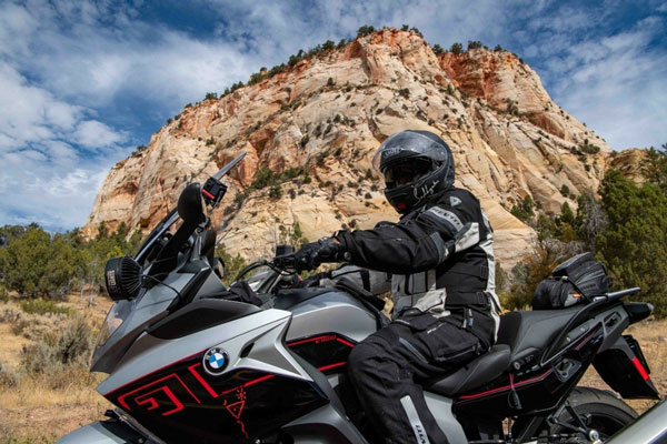 నెలతల్లి కోసం జగ్గీ వాసుదేవ్ సహస యాత్ర.. బైక్‌పై 30,000 కిమీ ప్రయాణం