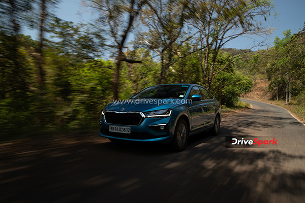 భారత మార్కెట్లో యాంబియెంట్ లైటింగ్‌తో లభించే టాప్ 5 సరసమైన కార్లు