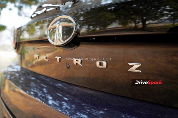 ఆల్ట్రోజ్ ఆటోమేటిక్ (Tata Altroz DCA) రివ్యూ.. న్యాచురల్ ఇంజన్ ప్లస్ డిసిటి కాంబినేషన్ హిట్టా లేక ఫట్టా..?