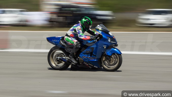 హోరాహోరీగా జరగనున్న 2022 VROOM డ్రాగ్ రేస్‌ ఈవెంట్: పూర్తి వివరాలు