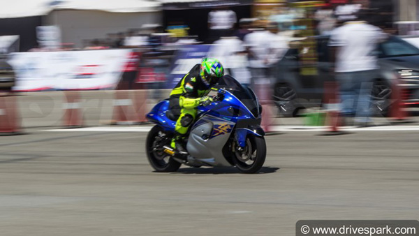 హోరాహోరీగా జరగనున్న 2022 VROOM డ్రాగ్ రేస్‌ ఈవెంట్: పూర్తి వివరాలు