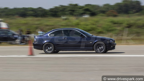 హోరాహోరీగా జరగనున్న 2022 VROOM డ్రాగ్ రేస్‌ ఈవెంట్: పూర్తి వివరాలు