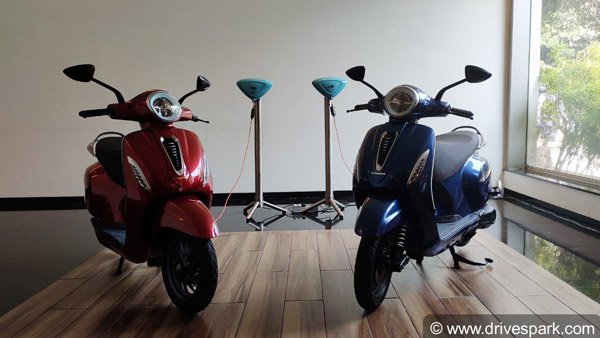 Bajaj Chetak EV vs TVS iQube EV: ఈ రెండు ఎలక్ట్రిక్ స్కూటర్లలో ఏది బెస్ట్?