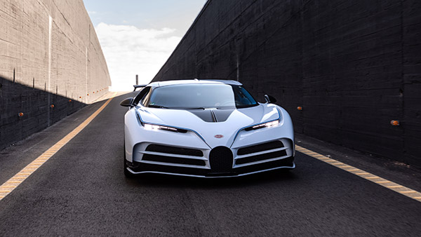 ప్రపంచంలోనే అత్యంత ఖరీదైన టాప్ 10 కార్లు..ఇవే: తప్పకుండా ఒక్క సారైనా చూడాల్సిందే ప్రపంచంలోనే అత్యంత ఖరీదైన టాప్ 10 కార్లు..ఇవే: తప్పకుండా ఒక్క సారైనా చూడాల్సిందే