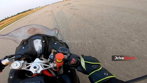 టూవీలర్ల సేఫ్టీ కోసం అధునాతన టెక్నాలజీని రూపొందించిన కాంటినెంటల్.. అదేంటి? ఎలా పనిచేస్తుంది?